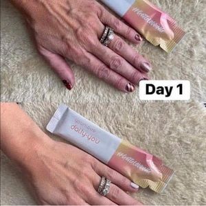 Marine Collagen by Younique!  🙌🏼🙌🏼